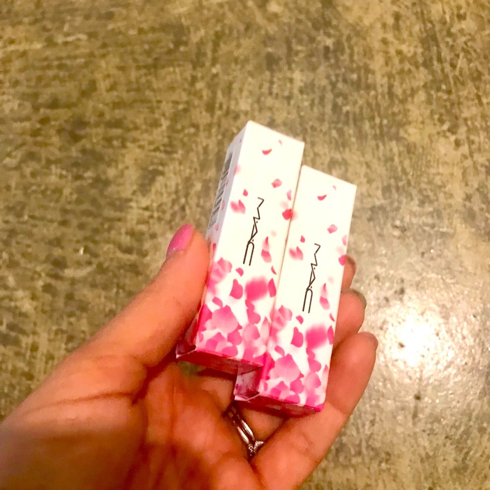2 NIB MAC lipsticks